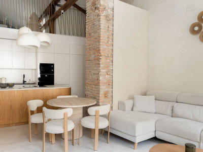 Apartament renovat cu design boho contemporan în clădire istorică-Malaga Centro