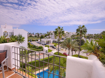 Duplex penthouse in Puerto Banus