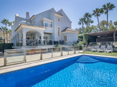 Villa Lorea Playa - Puerto Banus, Marbella