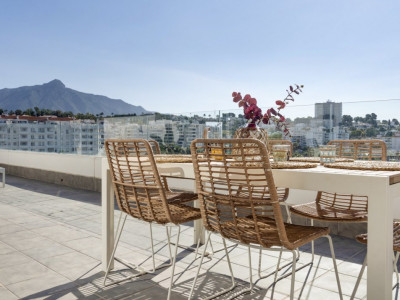 Penthouse in Jardines de Guadaiza, Nueva Andalucia