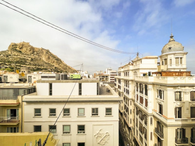 Penthouse in the center of Alicante