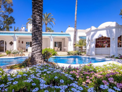 Villa Oasis Blanco between Marbella and Estepona