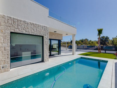 Individual villa with pool no. 3 - SUNRISE BAY, Sierra Cortina