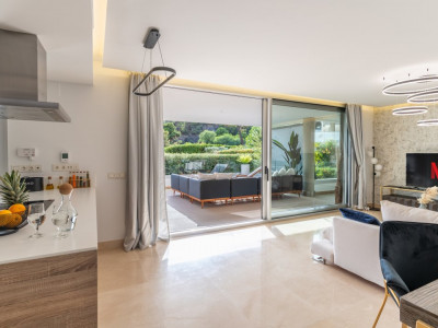 Contemporary 3 Bedroom Apartment in La Reserva de Alcuzcuz, Benahavis