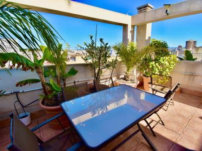 Penthouse with panoramic views towards Santa Barbara Castle - Alicante - San Antón