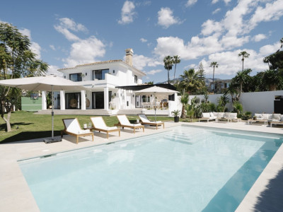 Fully Renovated Villa VERA with Luxury Touches & Prime Location