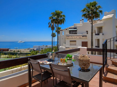Penthouse pe Plajă cu Vedere la Mare și Terasă Rooftop – Bahia del Velerin