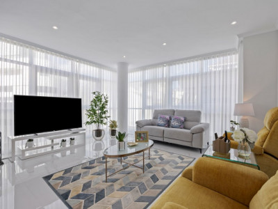 Luxury Apartament Complet Renovat in Avenida del Mar - Marbella Centro 