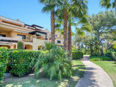 Apartament elegant la parter în Las Mimosas Beach Gardens la 500 m de Plajă