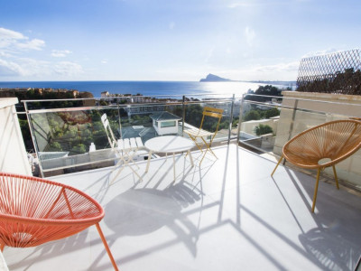 Penthouse Duplex Modern cu Vederi Panoramice la Mare și Portul Mascarat